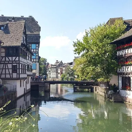 Ilonas Gastehaus شقة *